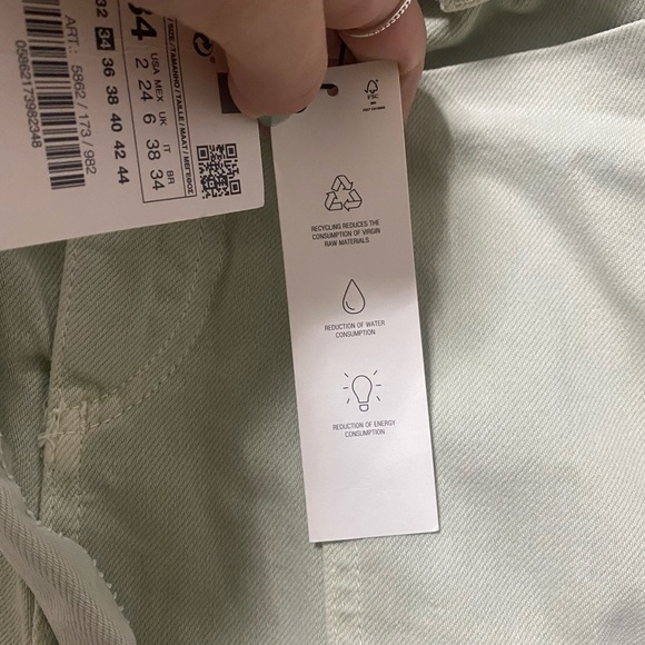 🤍3/35 NEW Zara high waisted jean short - Picture 4 of 5